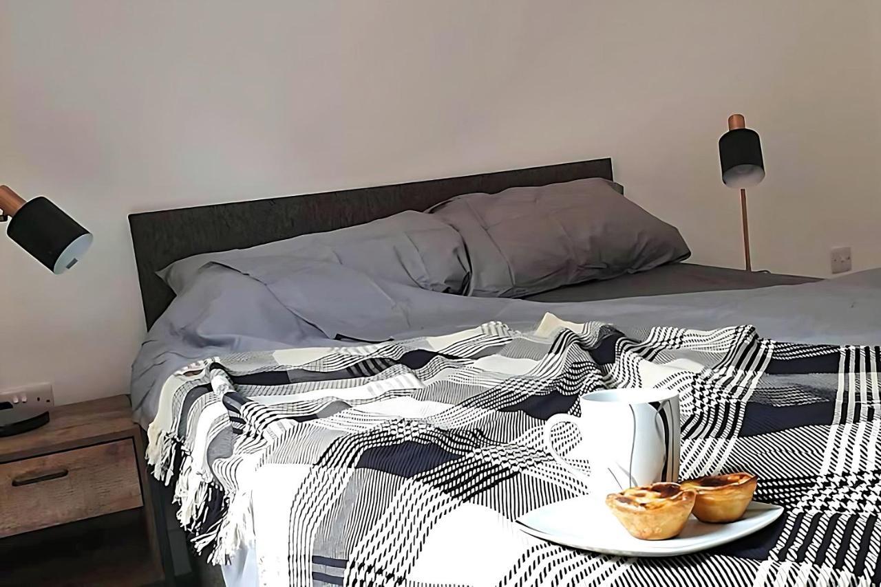 Snuggle Flat In Sheffield Apartment Bagian luar foto